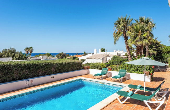 Bini Carmen - Photo 2