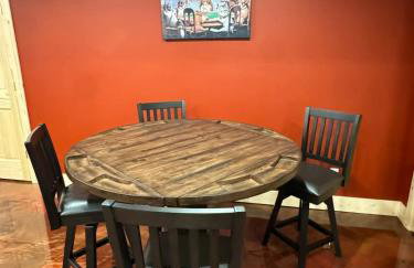 Majestic Cottage Estate with Indoor Heated Pool - Foto 13