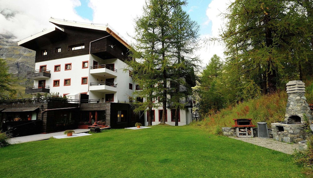 Apartment in Aosta Valley near Ski Lift - Foto 1, Imagen principal