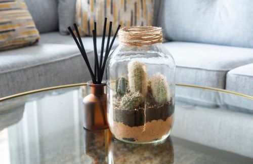 Two Bed Stylish Apartment in Heart of West End - Foto 14