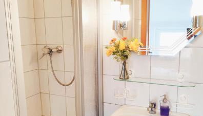 L4 - Urlaubsmagie - Kleine Wohnung am Wanderweg - Foto 4