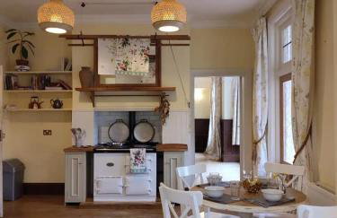 Arnewood Manor - Foto 3