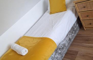 Modern 4BR Cambridge House with Parking for 9 guests - Foto 8