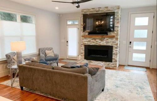 City View- near Downtown, Capital, NC State - Foto 4