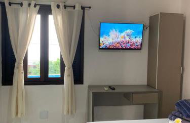 Chalé com lareira & jacuzzi privativa aquecida 300 m da Praia e Roda Gigante - Foto 49