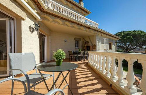 V013 - VILLA MAS ISAAC - Palau Saverdera - Foto 16