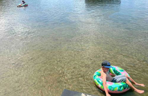 Lake Cabin; Renovated, Flat Lot, Dock, Sandy Beach, Many Games and Lake Toys! - Foto 54