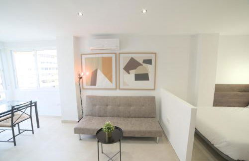 Estudio Playa & Centro - Piscina y Todo a Pie - Foto 5