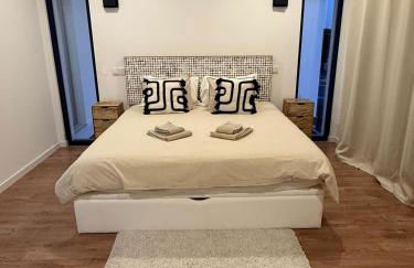 Villa R&M with Pool and Jacuzzi - Photo 8