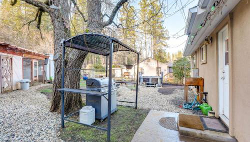 4 Mi to Dtwn Grass Valley Forest Oasis with Hot Tub - Foto 2