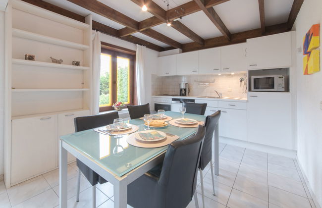 V54 - with parking - Photo 9