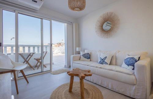 Sea Views Private Terrace 2BR House near the Beach - Foto 16