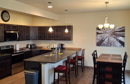 The More the Merrier! Sleeps up to 10 - Foto 2