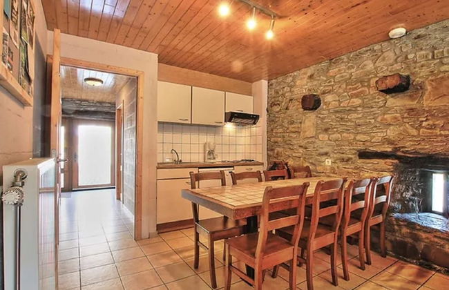 Rustic Holiday Home in Sainte-ode With Garden - Foto 7