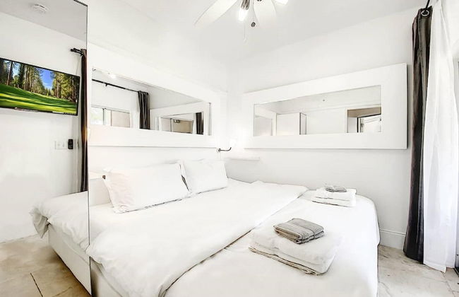 2 Room PGA Village Golf Villa Suite by Clubhouse - Photo 2