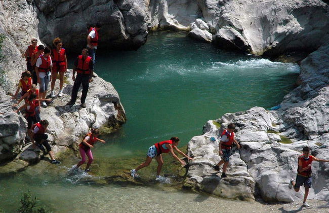 River Trekking in Chapada dos Veadeiros - Photo 2