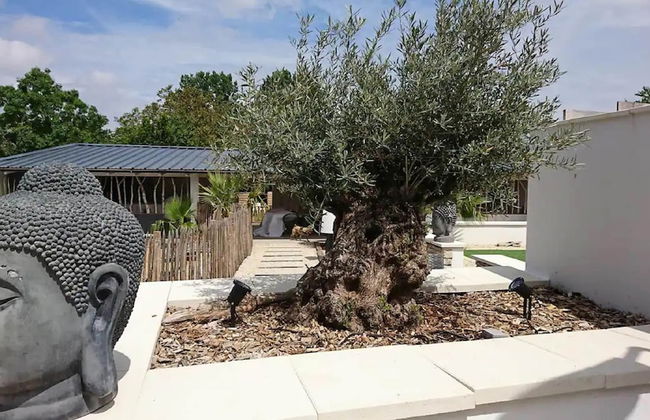 Magnificent Villa in Nuaille-d'aunis With Wellness - Foto 42