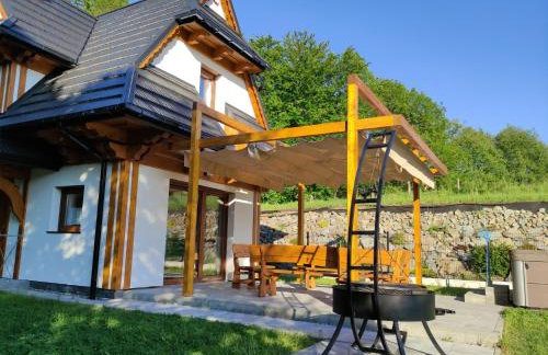 Zacna Chata domek z jacuzzi na wyłączność - Photo 1