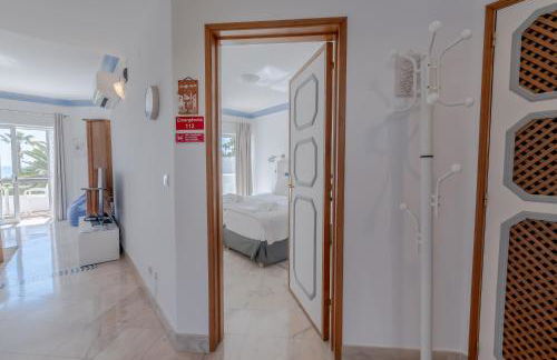 Ocean Vista Retreat with Beach & Pool Access by Drago Rentals - Foto 34