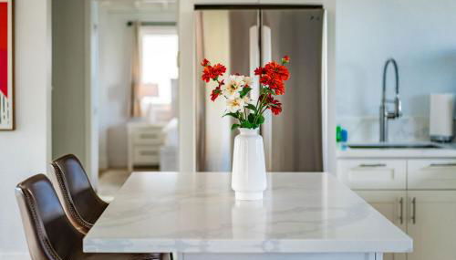 Blue Water View Condo in Prime Coastal Locale - Foto 5