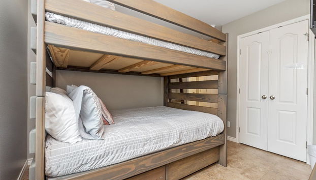 Latitude Adjustment - Private Pool/elevator! - Foto 4, Habitación