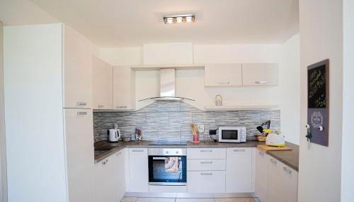 066 - VILLA LETIZIA, Elegante 3 PISCINA e Natura, 10 minuti da MARE e SPIAGGIE - Foto 3, stove, toaster