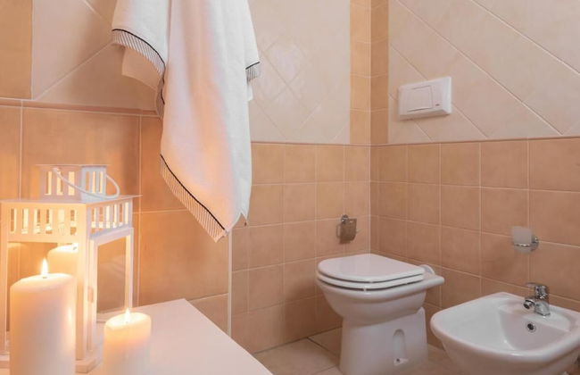 Stylish Residence Le Fontane 2 Bed Apartment Sleeps 6-7 - Photo 18