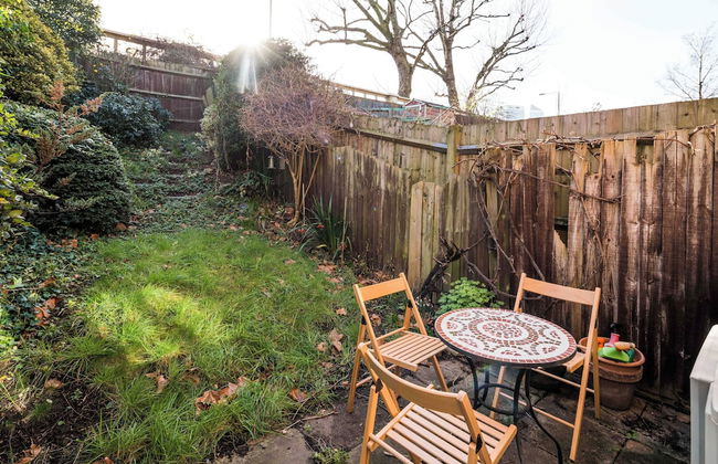 Fantastic Stay In Canary Wharf 2 Bedroom - Photo 24