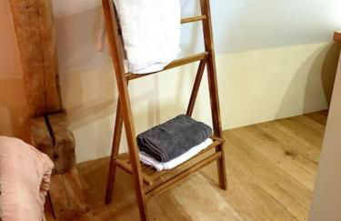 La Dragonne, centre de Bellême, maison entièrement équipée, jardin, vue forêt - Foto 9