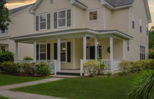 Happy in Old Town Bluffton - Photo 48