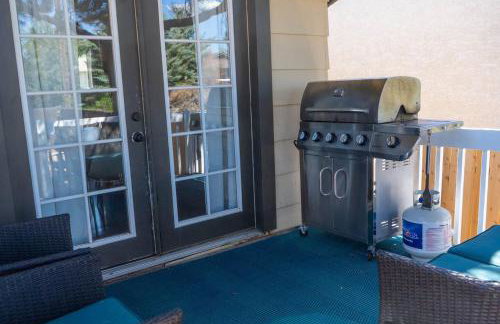 Turquoise Twin ★Vacation COS★3 King Beds★Near AFA - Foto 51