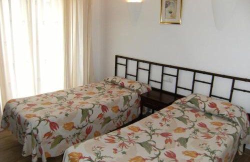 Apartment for 5 people with garden - Photo 13