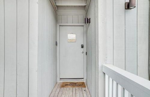 Harbor Island Condo with Pool Access Walk to Beach! - Foto 22