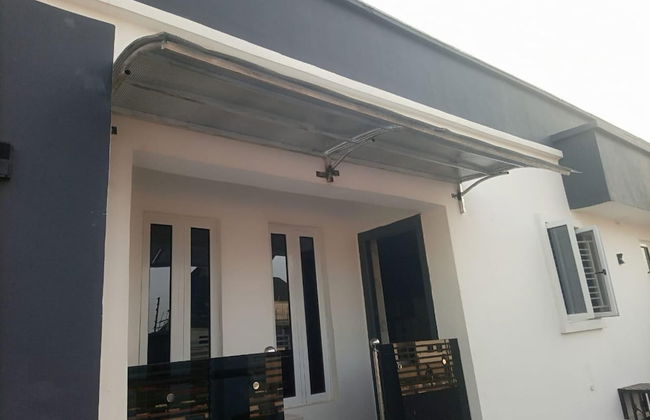 Shimawa-apartment-sleeps2-parking-24/7security - Foto 14