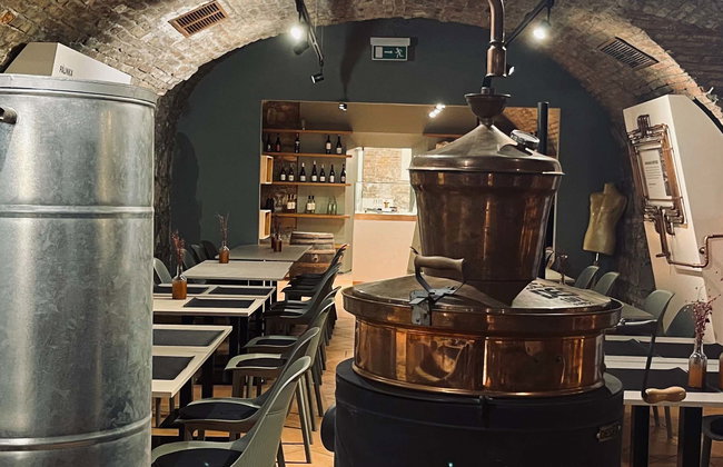 Entrada a Gastro Cellar - Foto 1