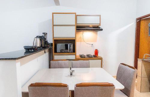 Apartamentos 2 qtos C/suite ,Cozinha Completa, Wi-Fi 1GIga, Jr Catito - Foto 9