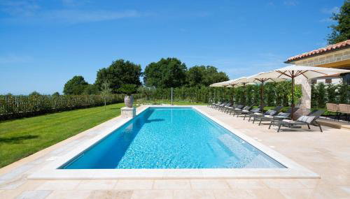 Villa Nevia with pool and sport court's - Foto 3