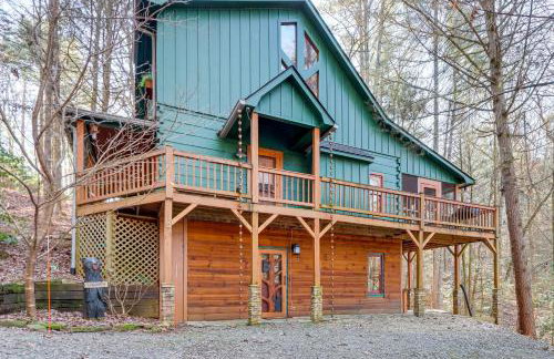 Secluded Cherry Log Cabin with Hot Tub and Swings! - Photo 40