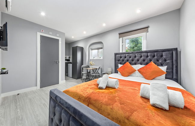 Cozy Ensuite Room In Feltham Hearthrow London Tw13 - Foto 1