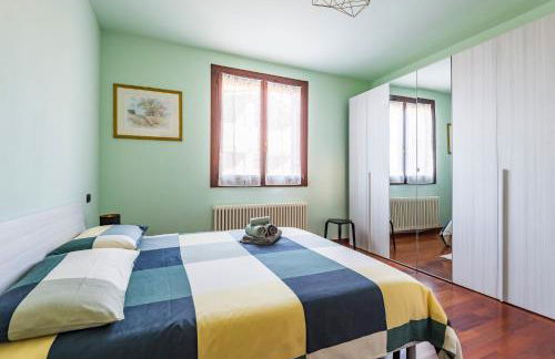 Jacuzzi Apartment in Italian Villa, Wi-Fi & Garden Sassuolo - Maranello - Foto 3