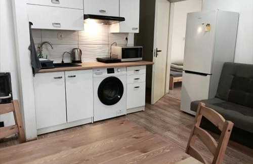 Noclegi Tuszyn S - Foto 1