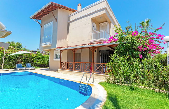 Paradise Town Villa Hadrian - Foto 1