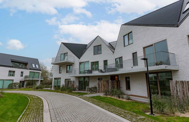 Cozy Beach Apartment in Middelkerke for 5 Guests Bright Living Space With Terrace - Photo 30