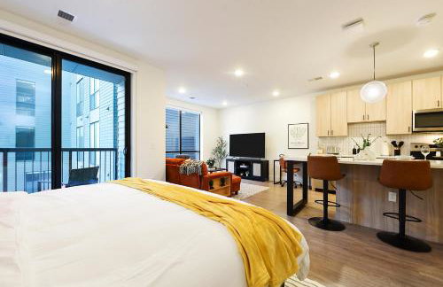 LUX Studio King Bed Free Parking Gym New - Foto 62