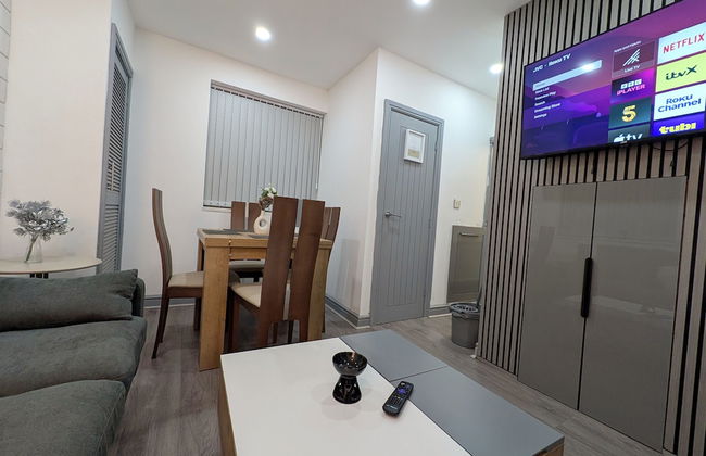 Spacious and Comfortable Modern Rooms - Photo 24