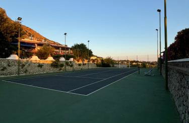 Villa Moma con giardino, tennis e piscina panoramica - Foto 2