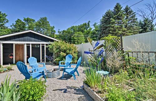 Stylish Dog-Friendly Bungalow Steps to Elk Lake - Foto 2