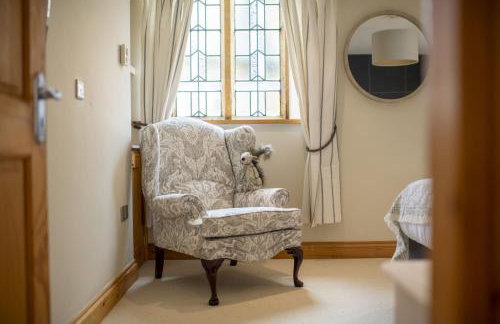 Askrigg Chapel - Photo 24