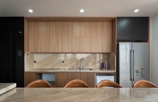 Moonlit Suites Hotel - Photo 15