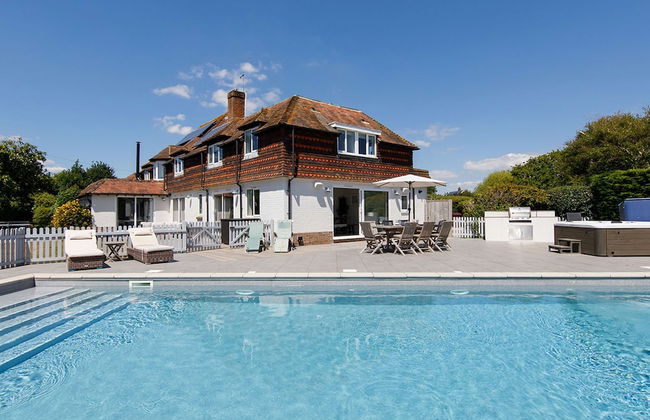 Beach House With Pool in West Wittering - Foto 1